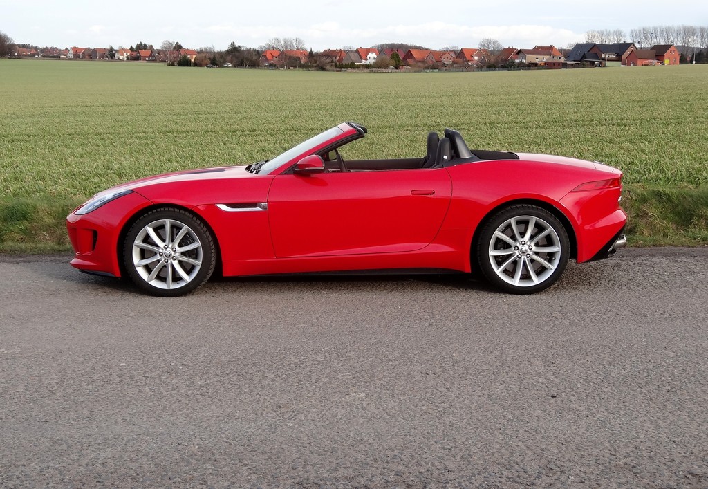 Test Jaguar F-Type Roadster - Das rockt gewaltig