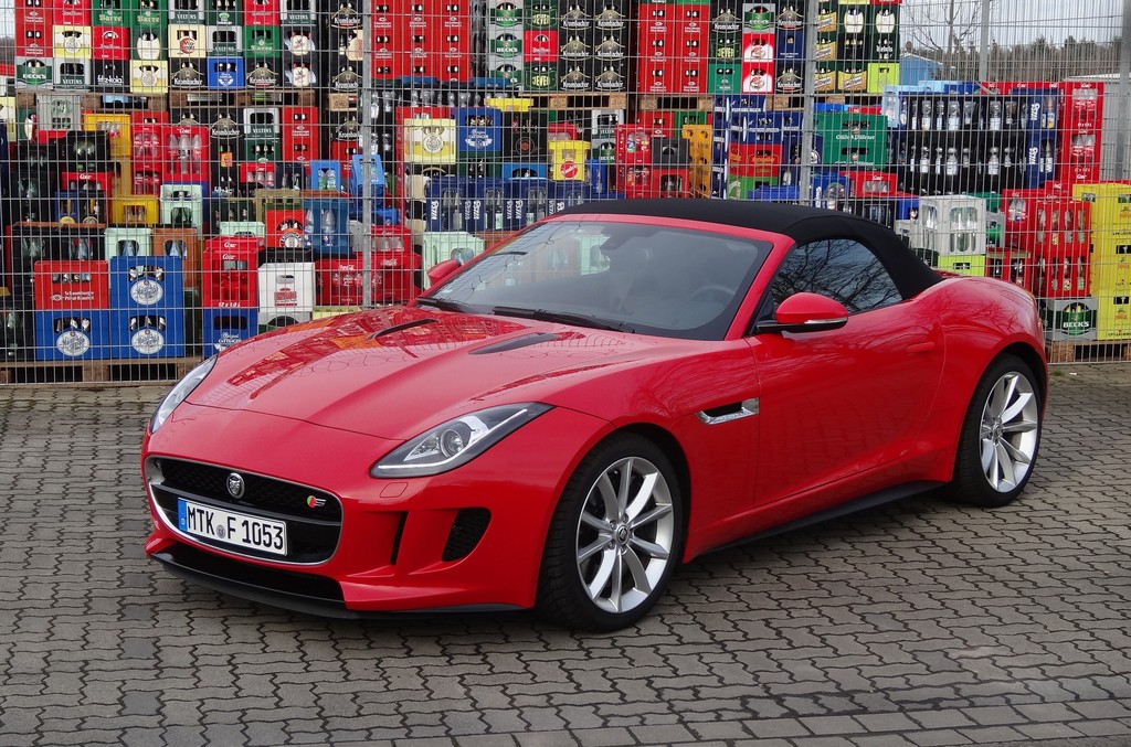 Test Jaguar F-Type Roadster - Das rockt gewaltig