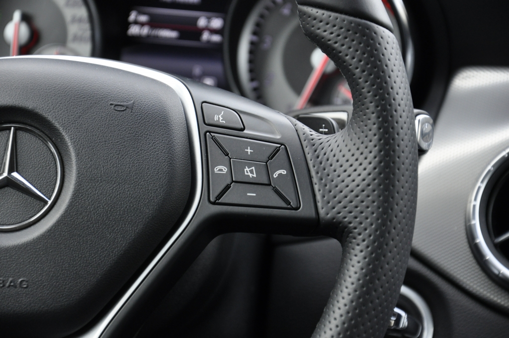 Test Mercedes CLA 250 4MATIC - Rattenscharf und hammerhart