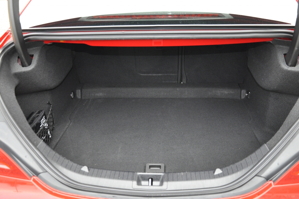 Test Mercedes CLA 250 4MATIC - Rattenscharf und hammerhart