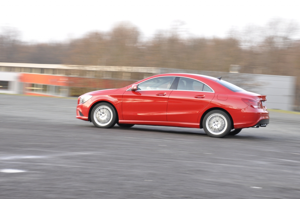 Test Mercedes CLA 250 4MATIC - Rattenscharf und hammerhart