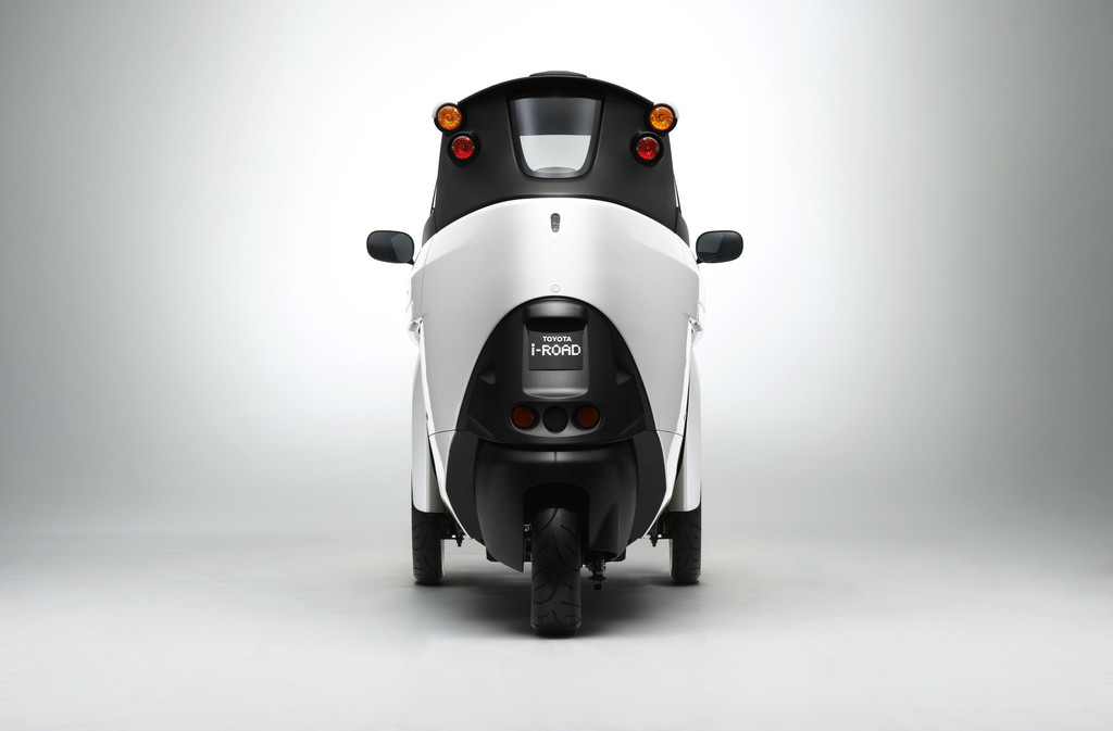 Toyota testet i-Road auch in Tokio