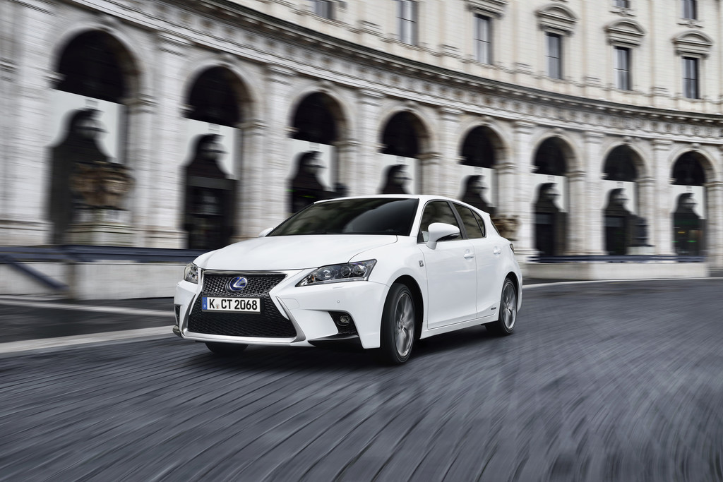 Toyota und Lexus sparsamste Benziner der Kompaktklasse