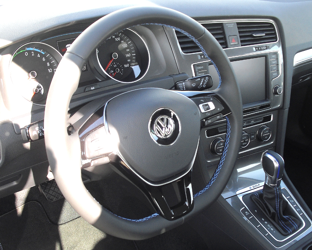 VW E-Golf: Blick ins Cockpit. 