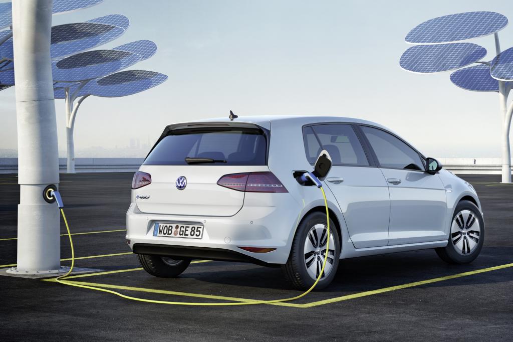 Volkswagen bringt den lange angekündigten E-Golf nun auf den Markt.