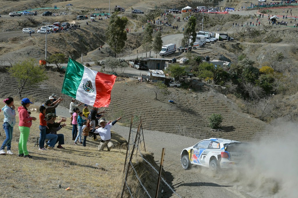 WRC 2014: Überlegener Sieg für Ogier