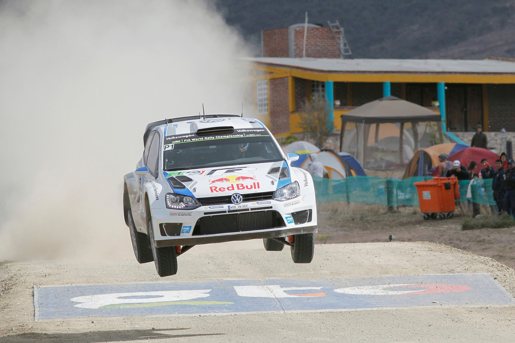 WRC 2014: Überlegener Sieg für Ogier