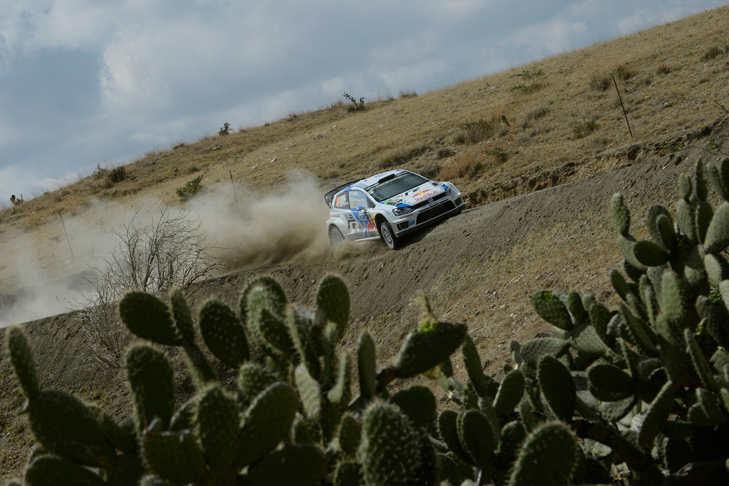WRC 2014: Überlegener Sieg für Ogier