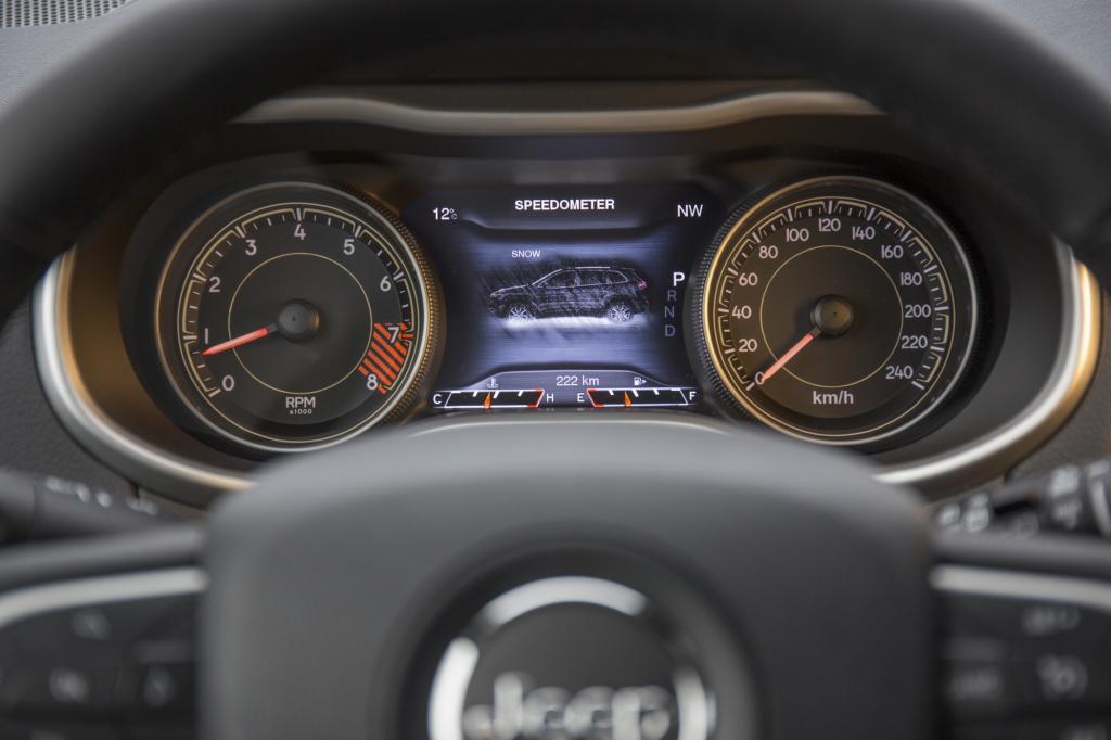  Auf den ersten Blick wirkt das Interieur durchaus anspruchsvoll