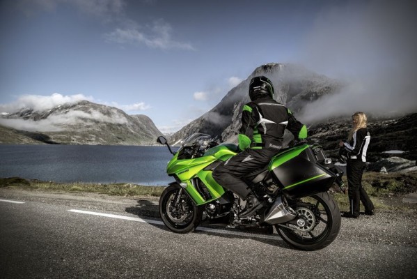 Übersicht Motorradhersteller: Kawasaki Z1000SX - Bild: Kawasaki