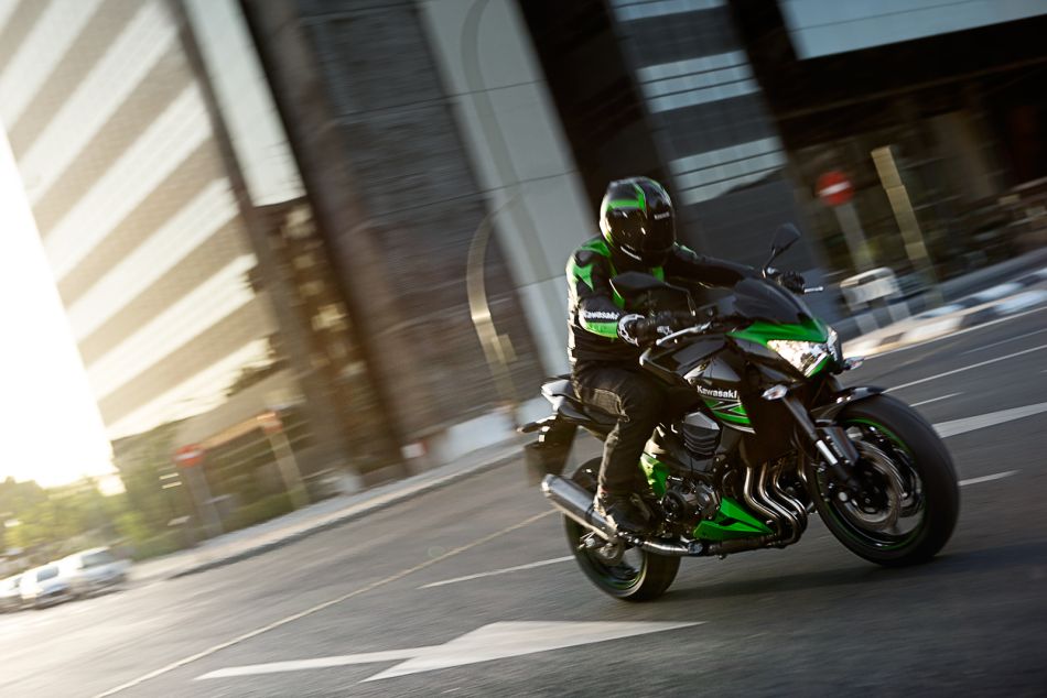 Übersicht Motorradhersteller: Kawasaki Z800 - Bild: Kawasaki