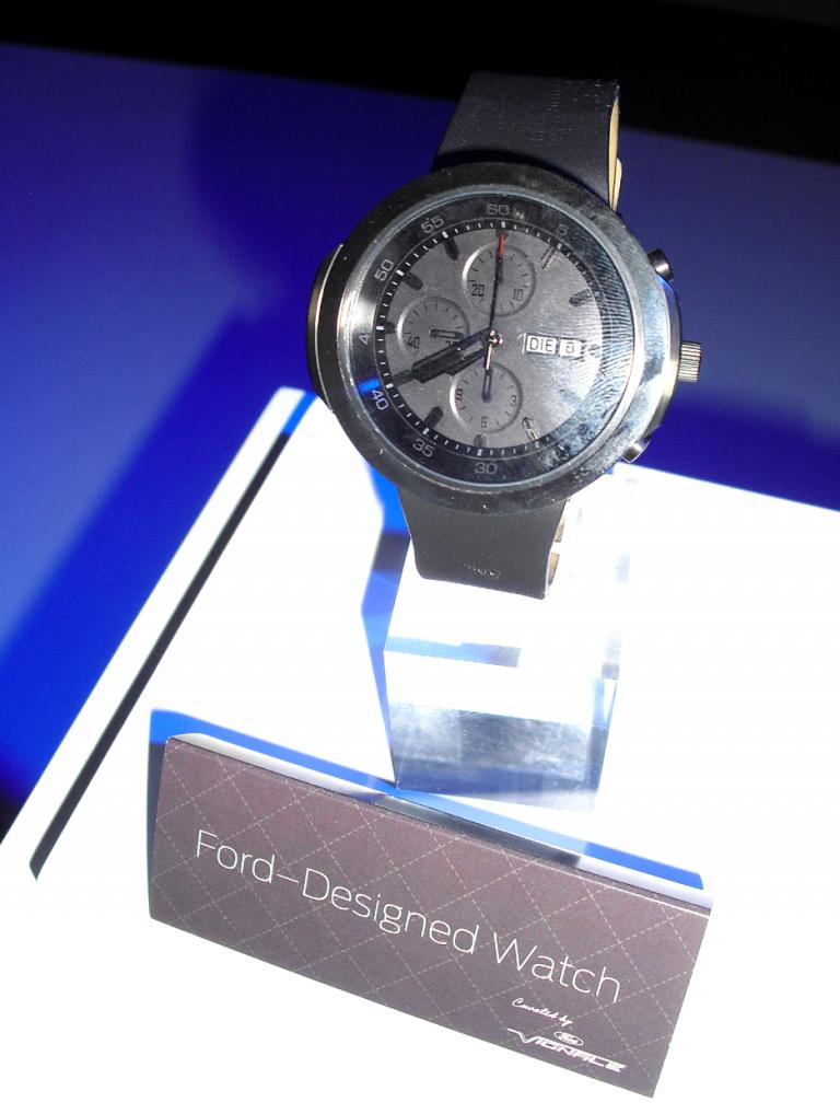 ... wie die Uhr, designed by Ford, klassische Designstücke. 