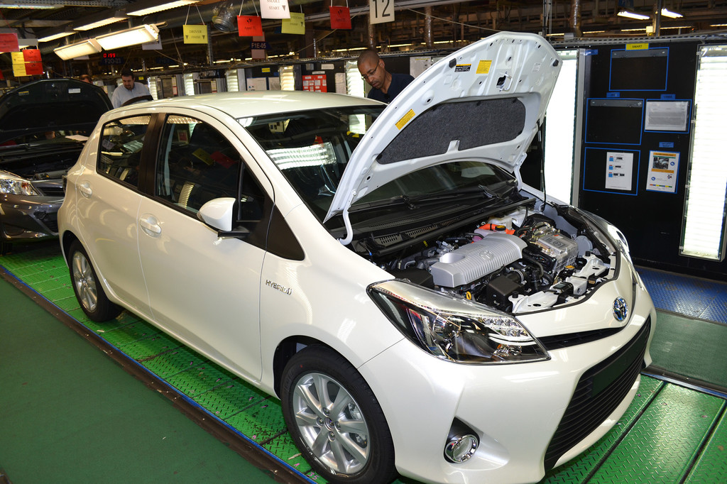 2,5-millionster Toyota Yaris rollt vom Band