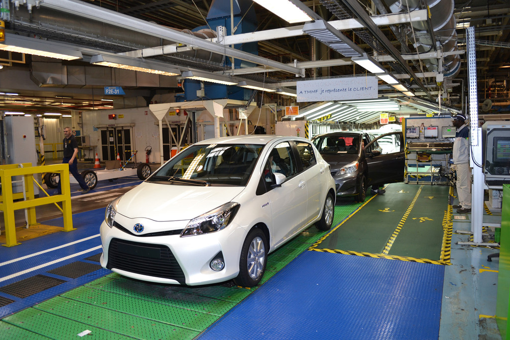 2,5-millionster Toyota Yaris rollt vom Band