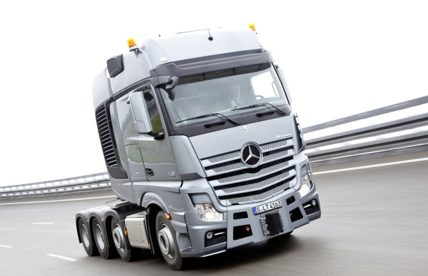 300 Mercedes-Benz Actros verstärken türkische Logistikflotte