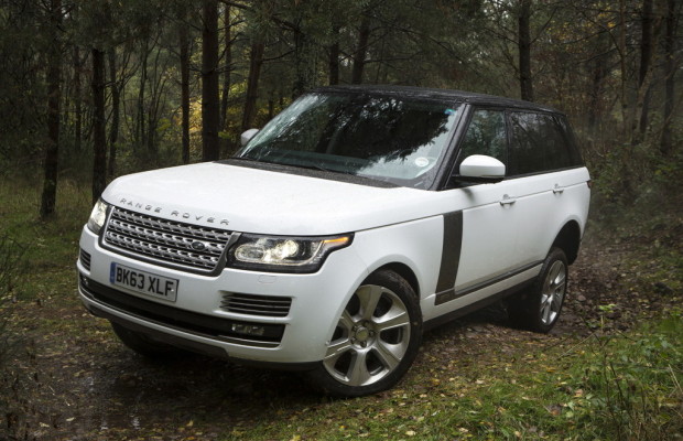 AMI 2014: Jaguar-Land-Rover mit Deutschlandpremiere und Offroad-Camp