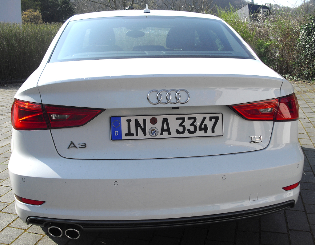 Audi A3: Blick auf die Heckpartie. 