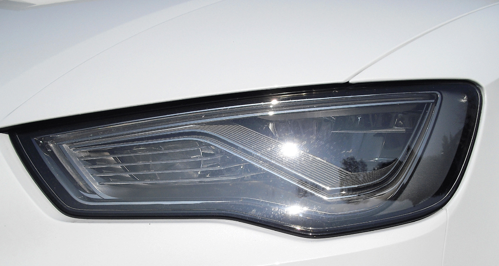 Audi A3: Moderne Leuchteinheit vorn. 