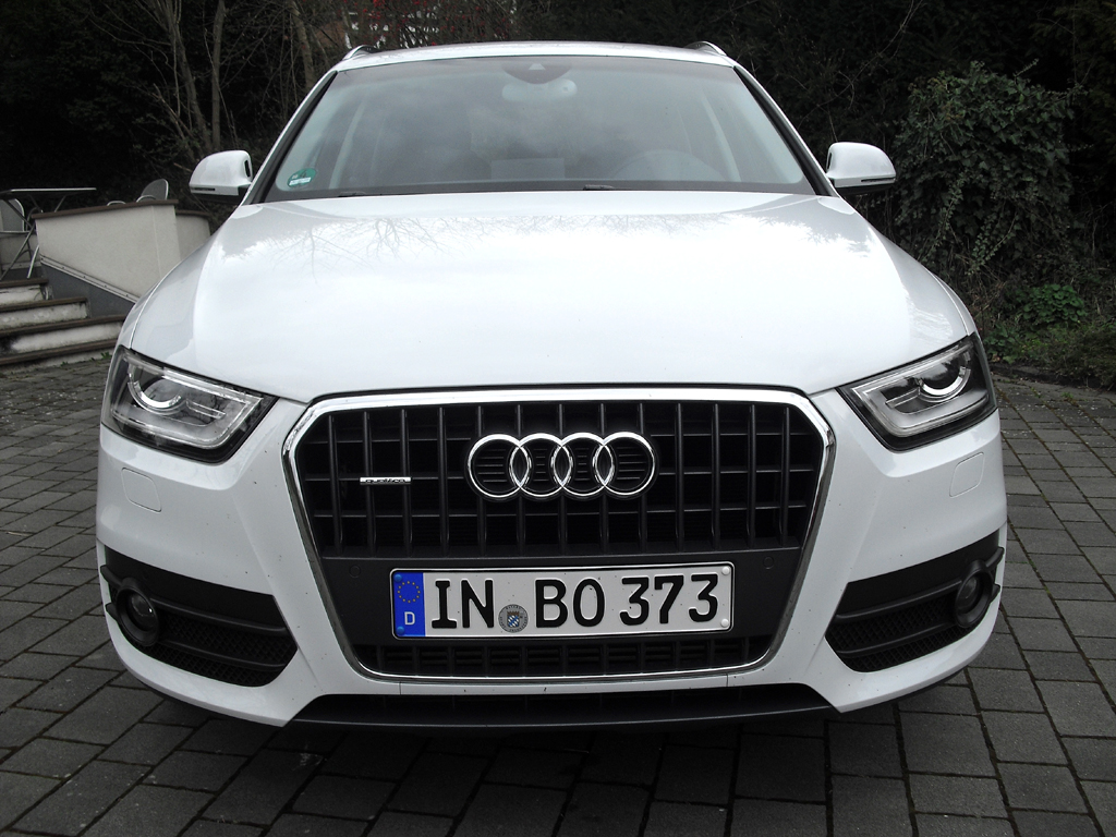 Audi Q3: Blick auf die Frontpartie. 