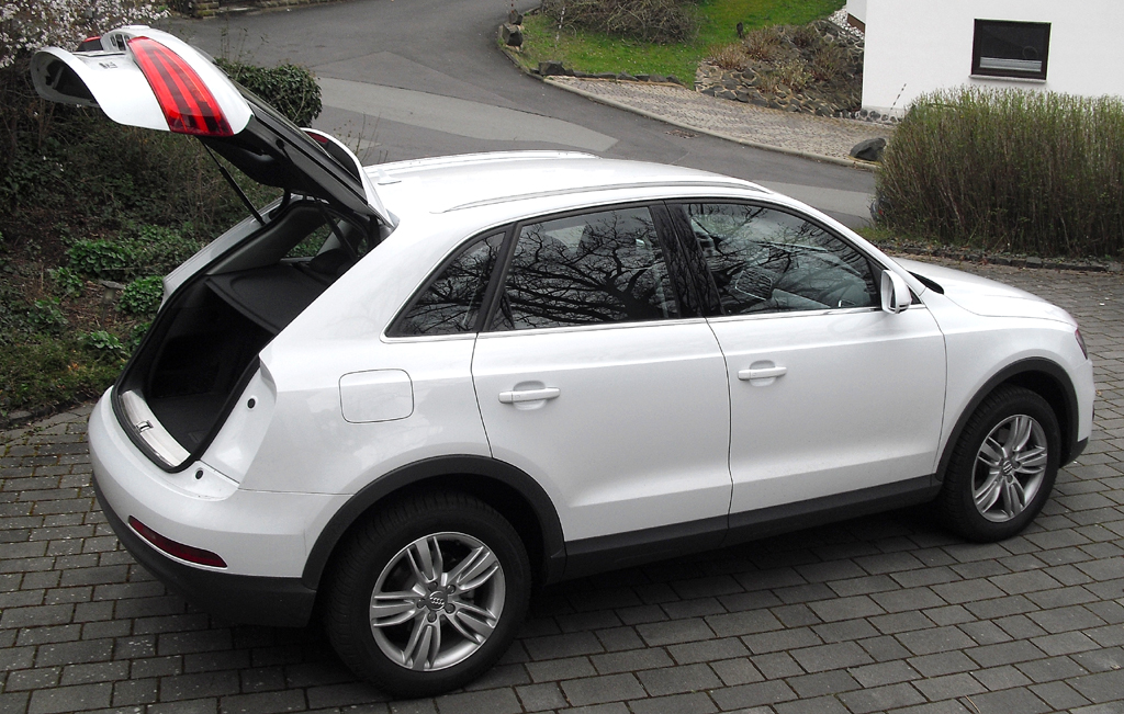 Audi Q3: Das Gepäckabteil fasst 460 bis 1370 Liter. 