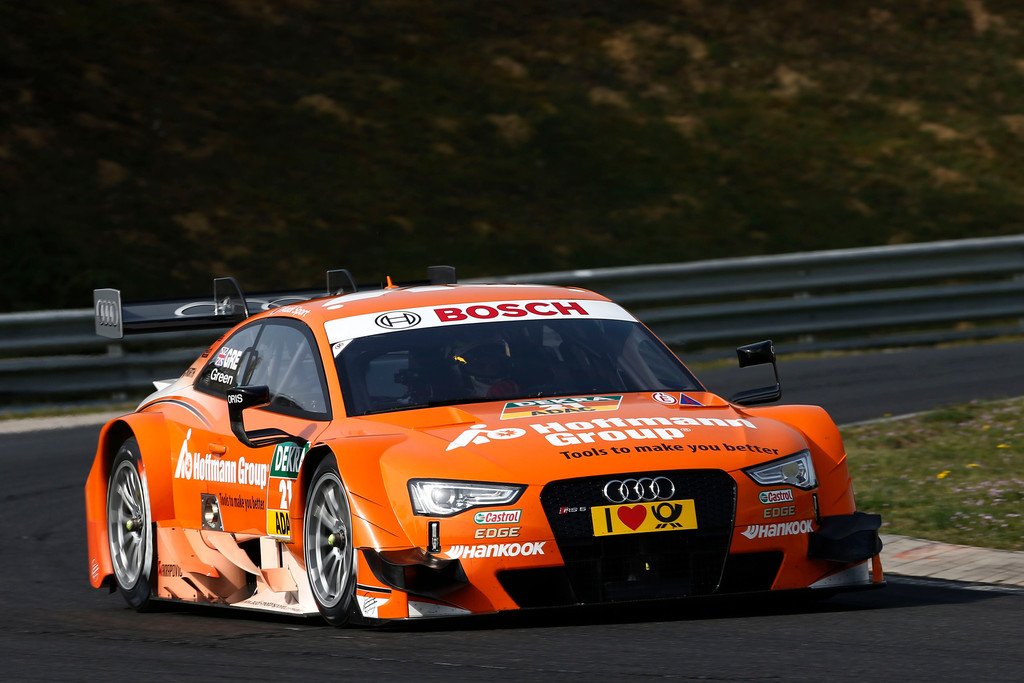 Audi mit Testfahrten mit Audi RS 5 DTM zufrieden
