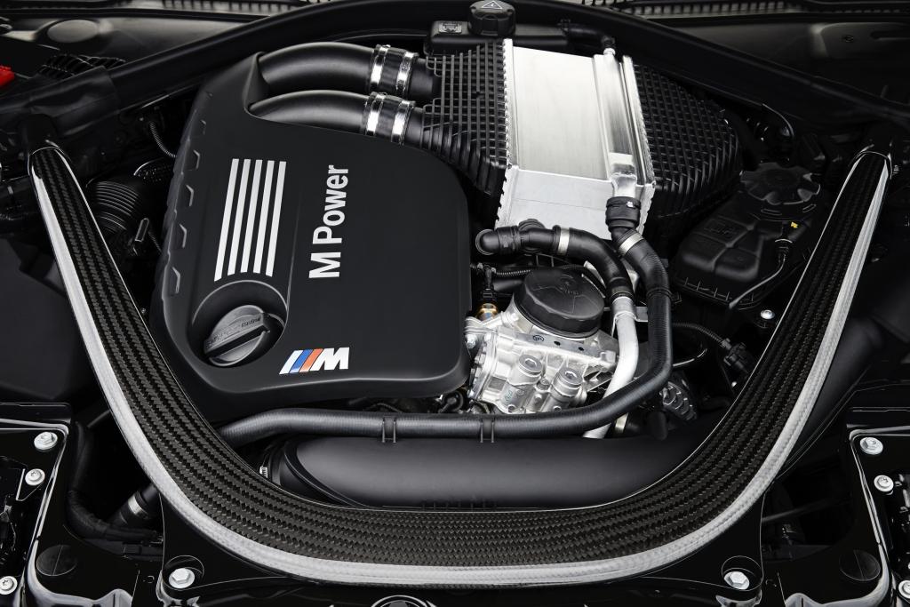 Der R6-Motor leistet 316 kW/431 PS