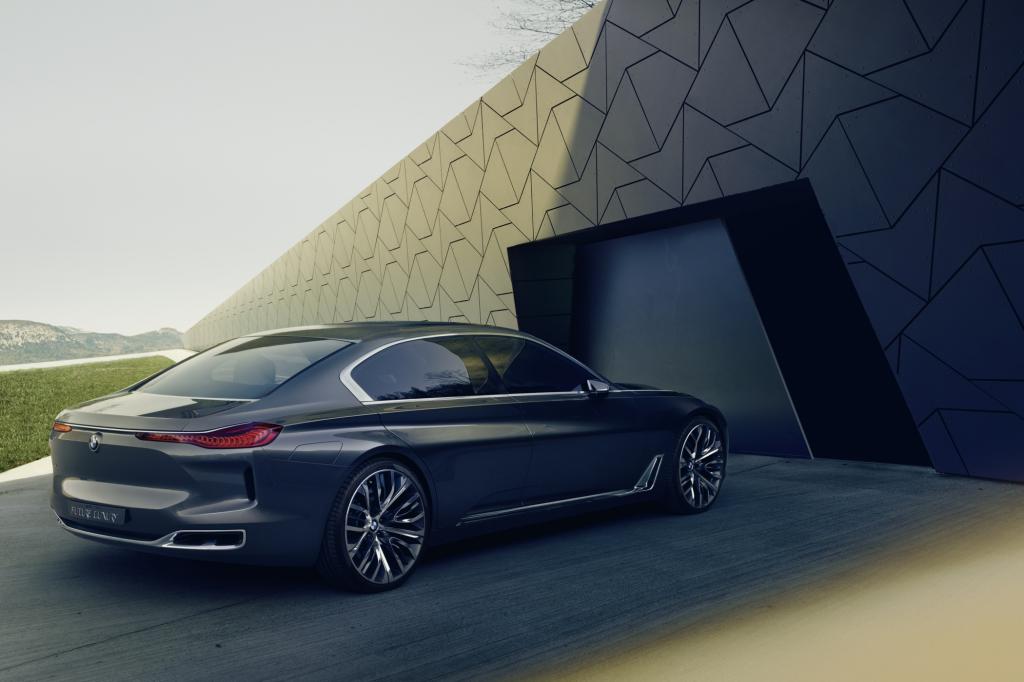 Der bildschöne BMW Vision Future Luxury, der einen Ausblick auf die 2016 kommende 9er-Reihe erlaubt. 
