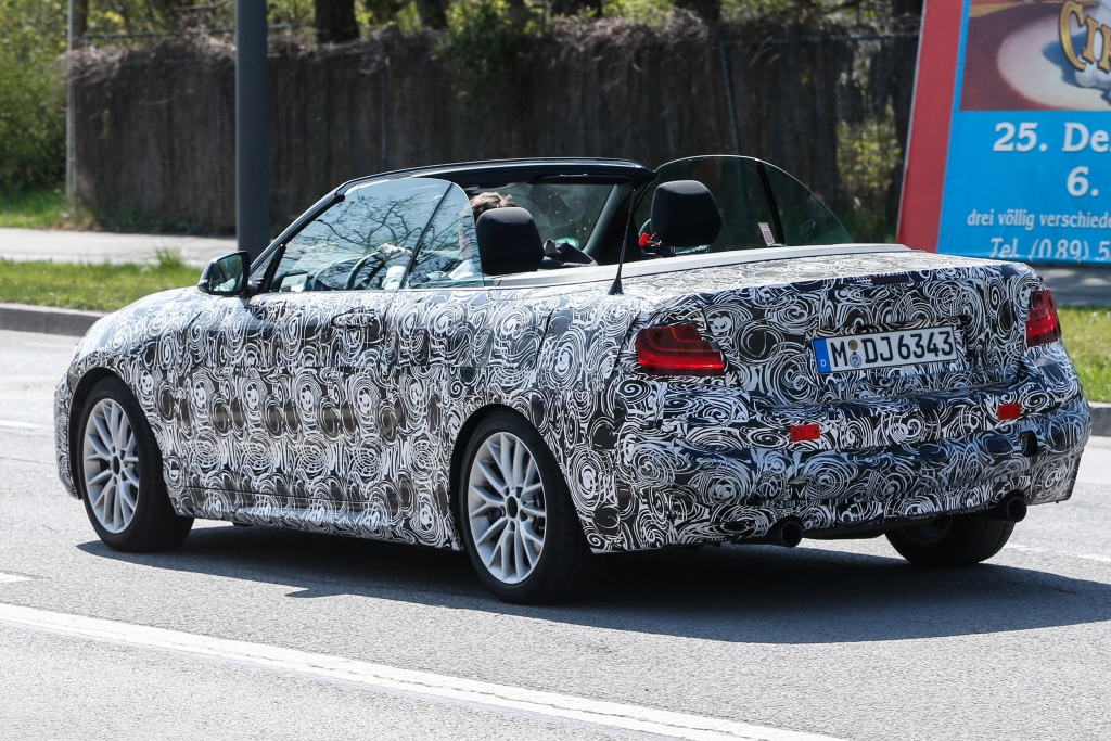 Erwischt: Erlkönig BMW 2er Cabrio - Oben offen