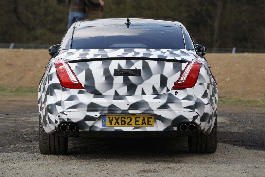 Erwischt: Erlkönig Jaguar XJR Facelift