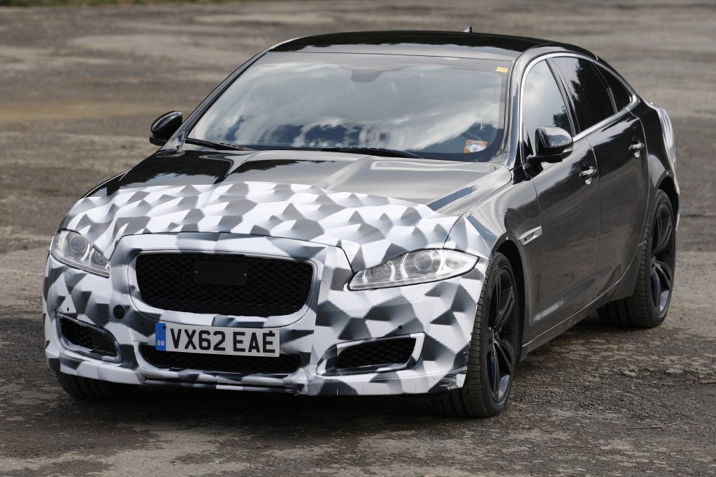 Erwischt: Erlkönig Jaguar XJR Facelift