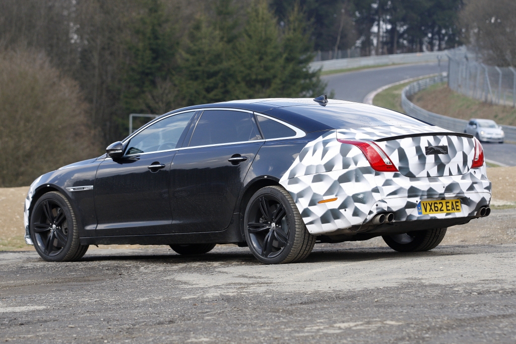 Erwischt: Erlkönig Jaguar XJR Facelift
