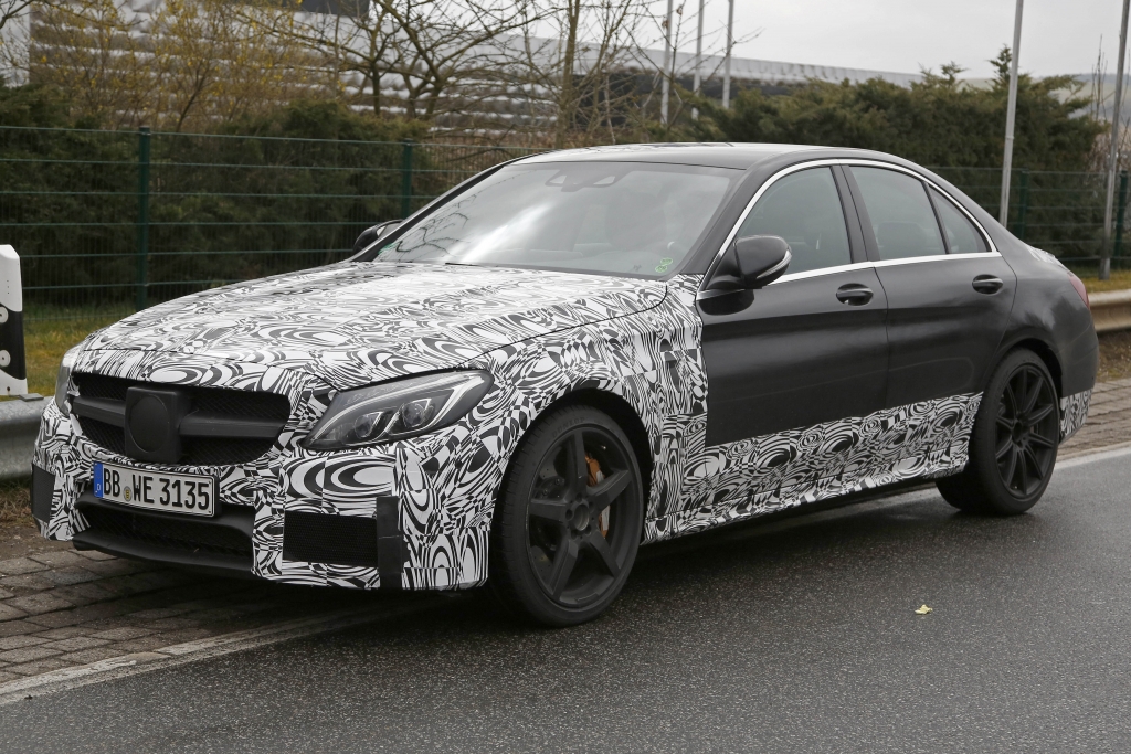 Erwischt: Erlkönig Mercedes C 63 AMG