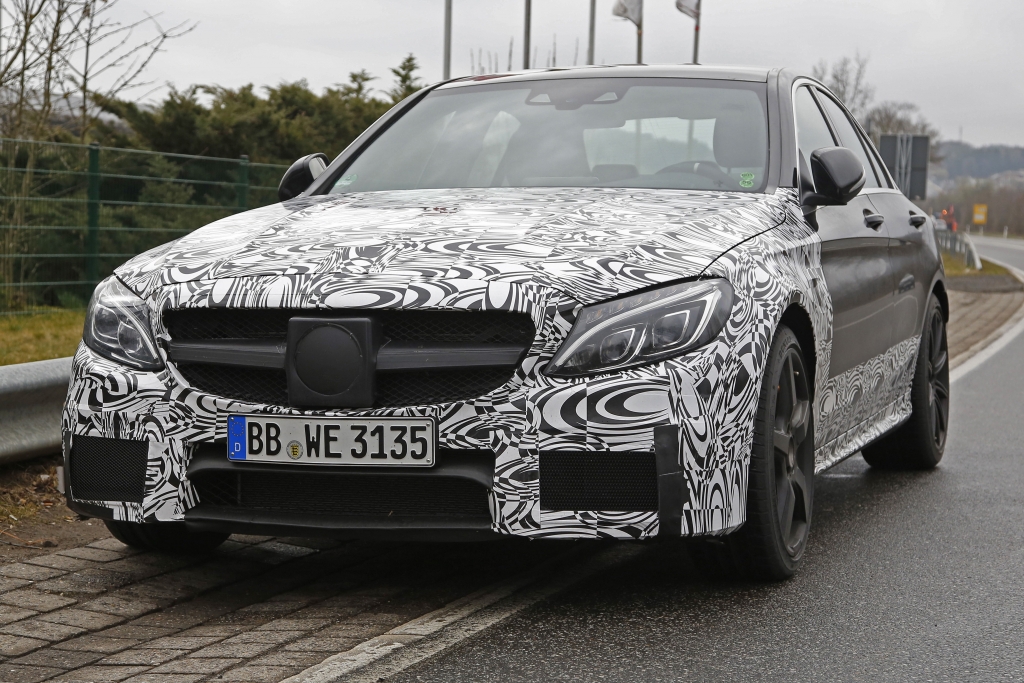 Erwischt: Erlkönig Mercedes C 63 AMG
