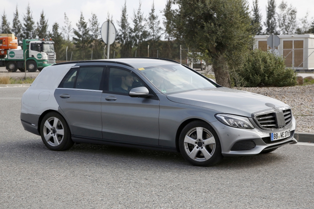 Erwischt: Erlkönig Mercedes C-Klasse T-Modell