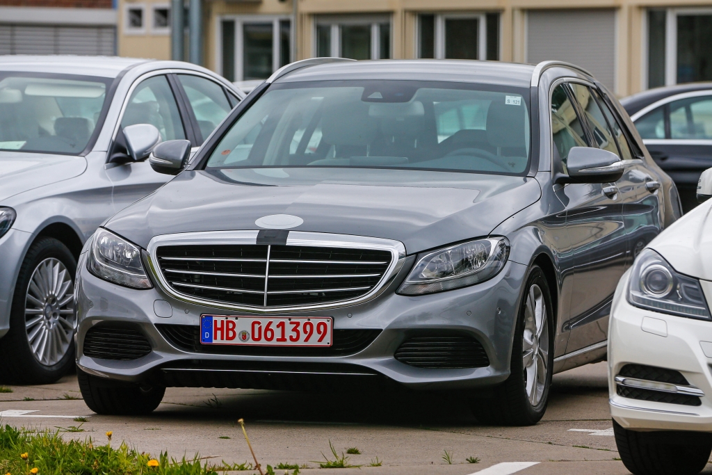 Erwischt: Erlkönig Mercedes C-Klasse T-Modell ungetarnt