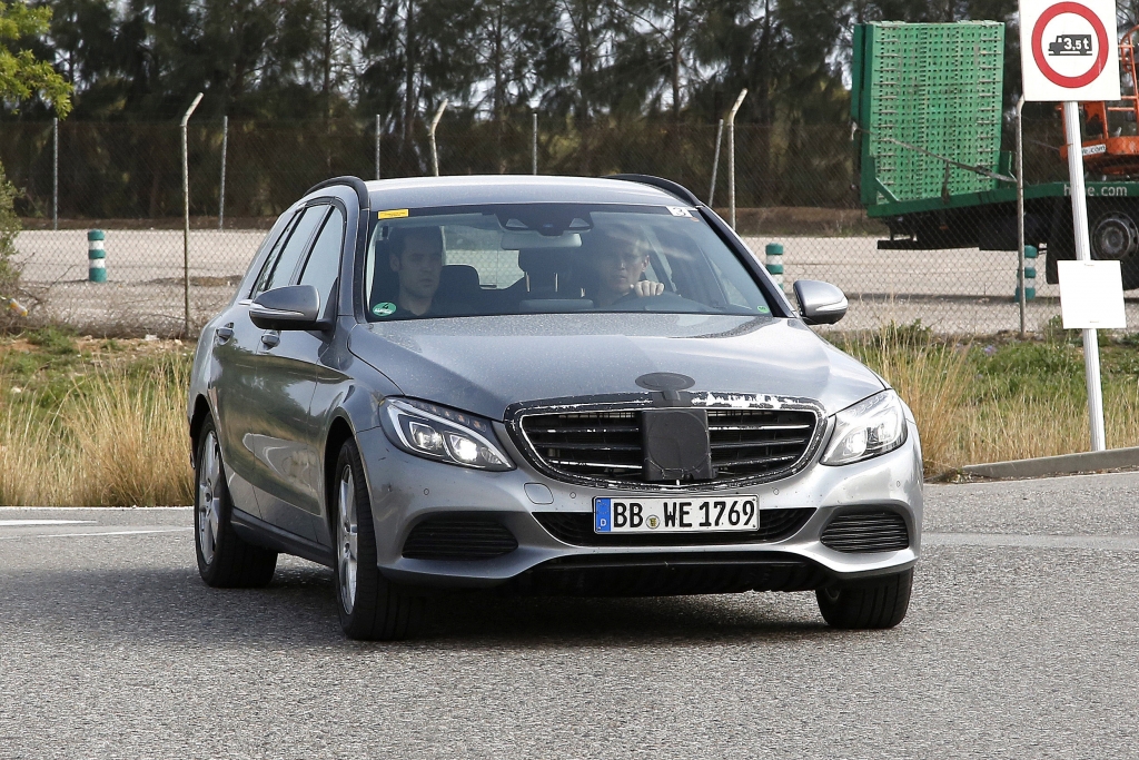 Erwischt: Erlkönig Mercedes C-Klasse T-Modell