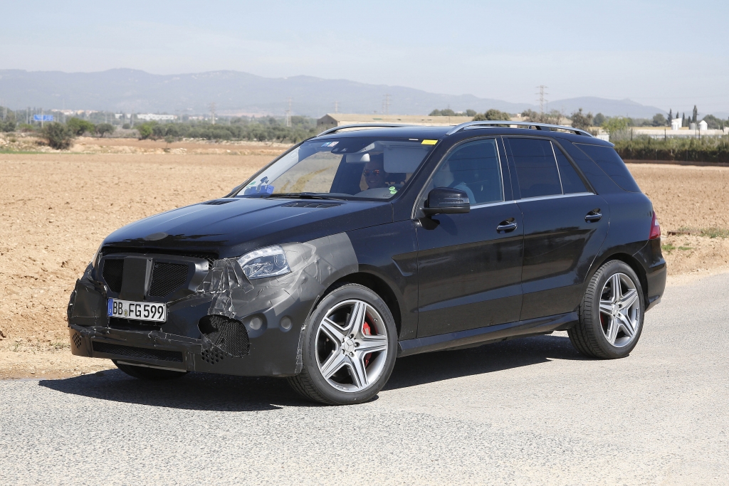 Erwischt: Erlkönig Mercedes ML 63 AMG Facelift