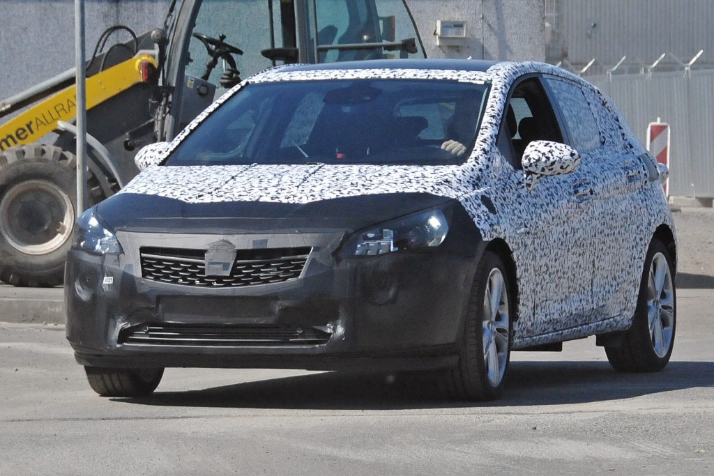Erwischt: Erlkönig Opel Astra K (2015) - Rückkehr des GSI?