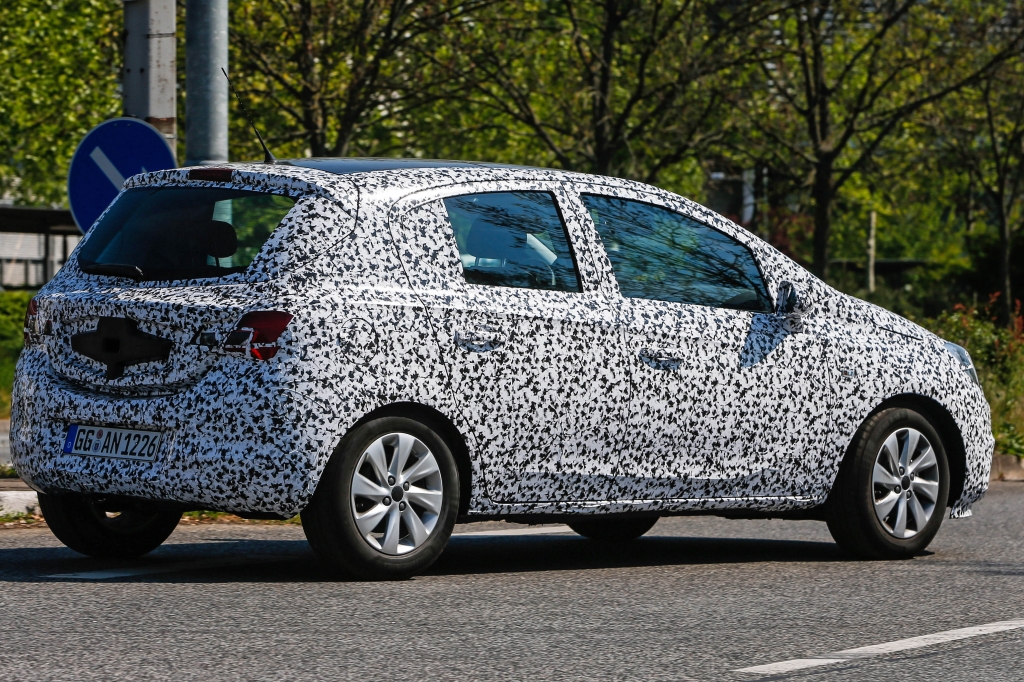 Erwischt: Erlkönig Opel Corsa E