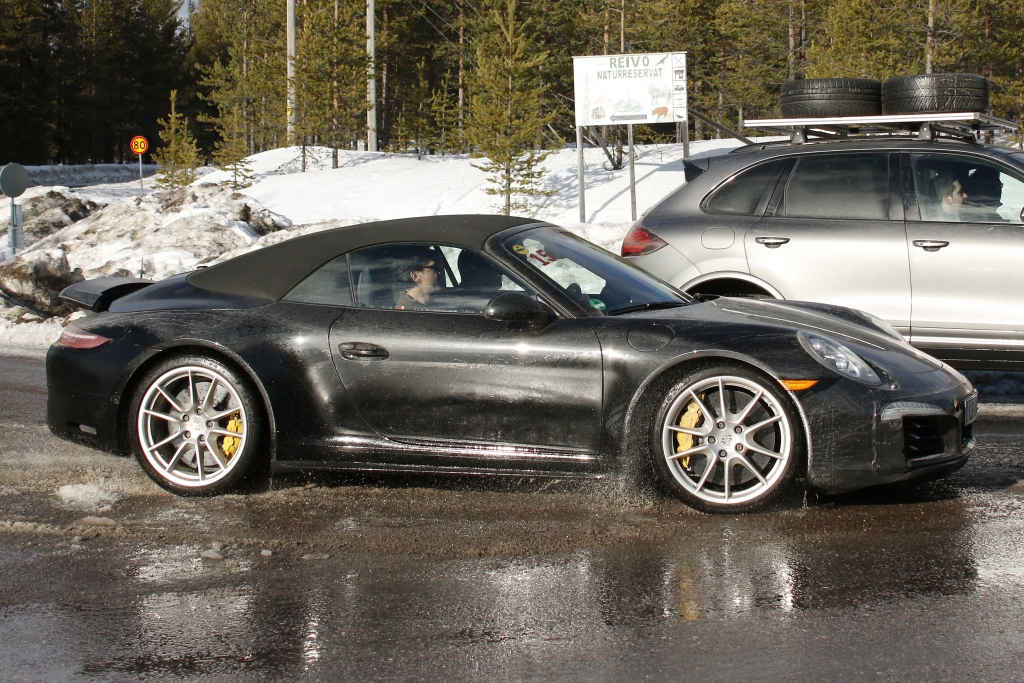 Erwischt: Erlkönig Porsche 911 GTS Cabrio