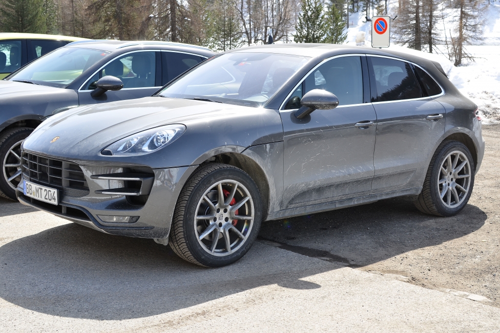 Erwischt: Erlkönig Porsche Macan GTS