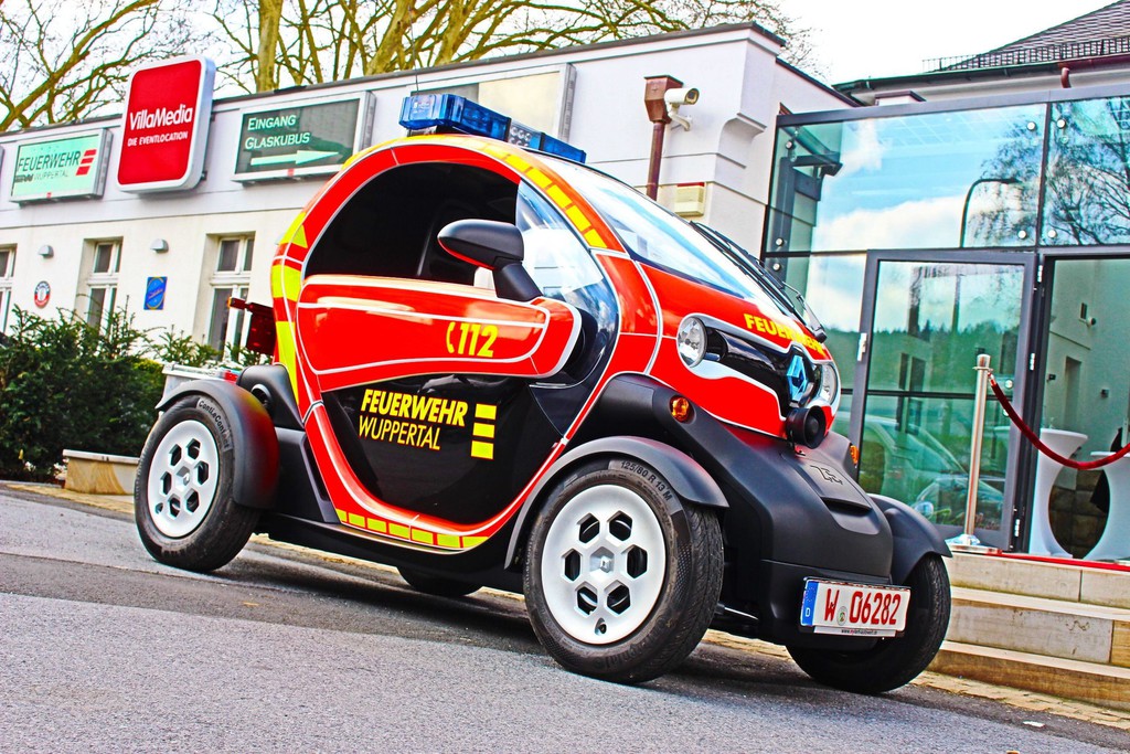 Feuerwehr Wuppertal erhält zwei Renault Twizy