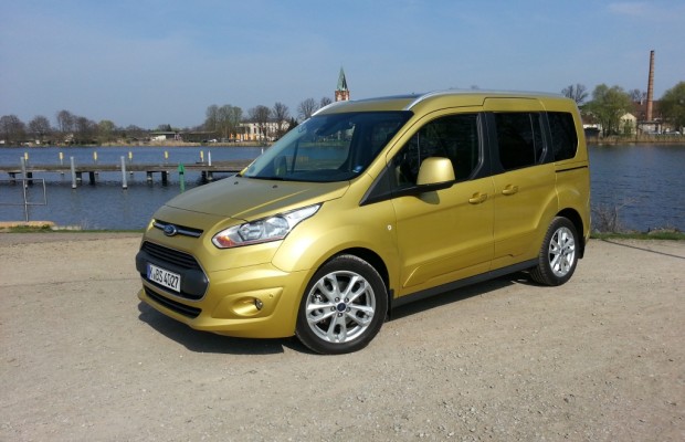 Ford Neuheiten 2014: Erster Test im Ford Tourneo Connect -  Überraschend anders