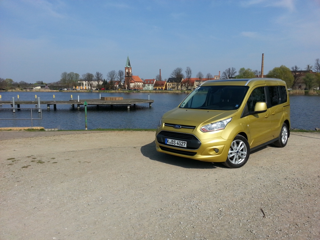 Ford Neuheiten 2014: Erster Test im Ford Tourneo Connect -  Überraschend anders