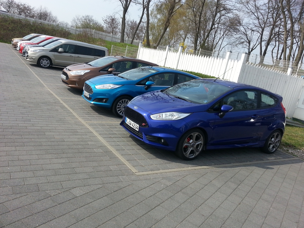Ford Neuheiten 2014: Erster Test im Ford Tourneo Connect -  Überraschend anders