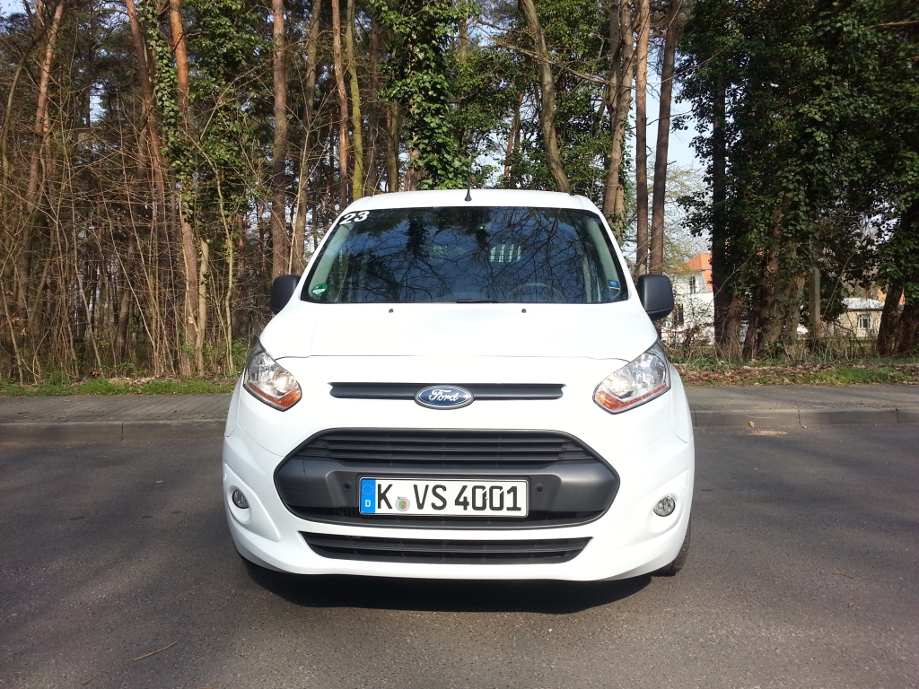 Ford Neuheiten 2014: Erster Test im Ford Tourneo Connect -  Überraschend anders