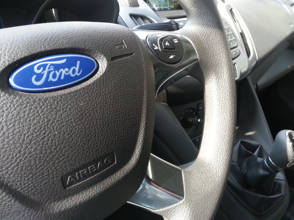 Ford Neuheiten 2014: Erster Test im Ford Tourneo Connect -  Überraschend anders