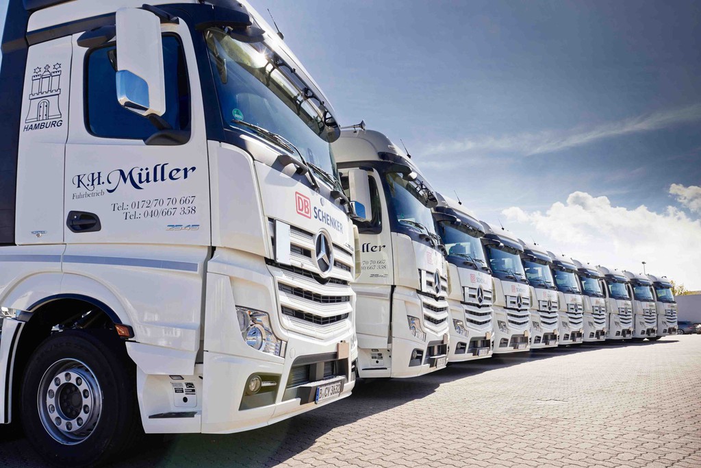 Hamburger Fuhrbetrieb übernimmt zehn Actros