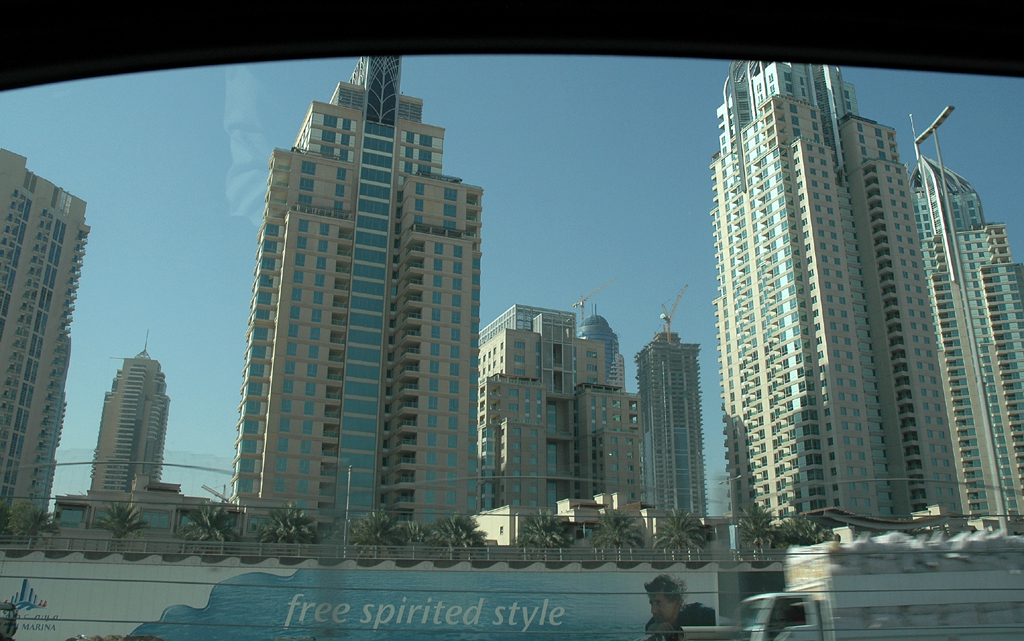 Immer neue Wolkenkratzer: Skyline von Dubai. 