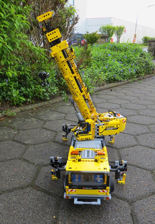 Legos Mobiler Schwerlastkran: Für große Jungs